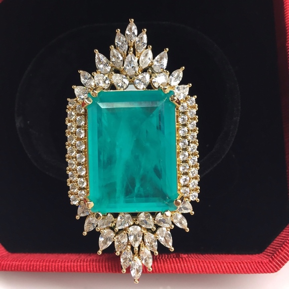 Luxury Oversized Simulated Colombian Emerald Ring Sz 7 - Picture 5 of 16
